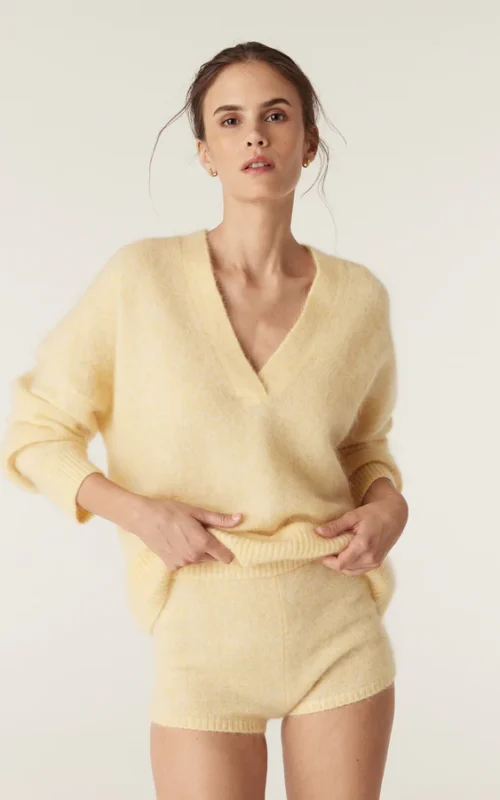 Colour Me V Jumper | Butter