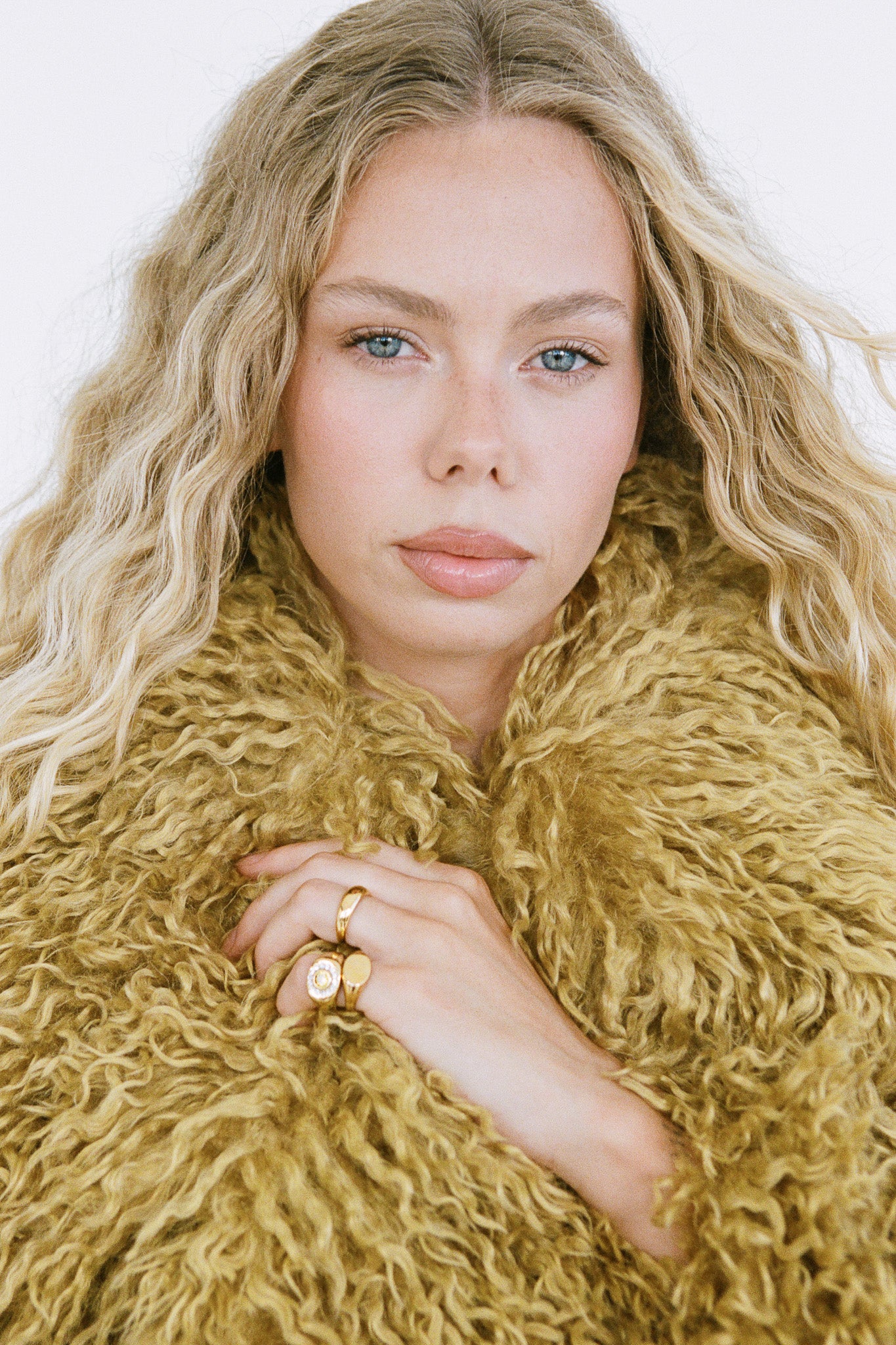Heritage Crown Pinky Ring | Gold Citrine - Image 2