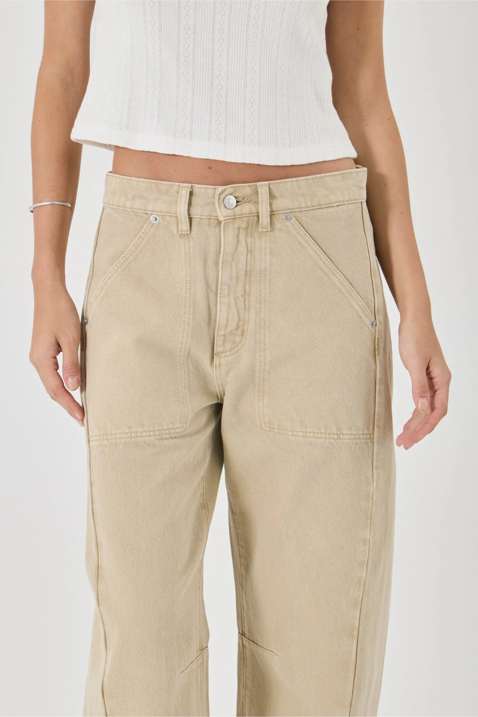 Arc Barrel Jean | Sand - Image 3