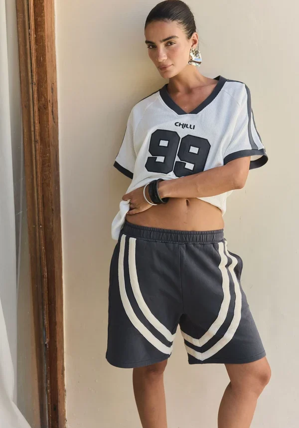 Barrel Short Washed Black 1