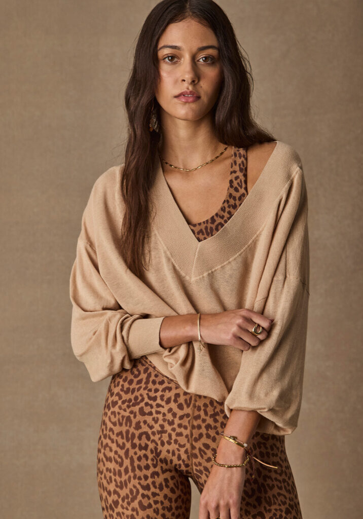 Bonita V Neck Knit Sand 2