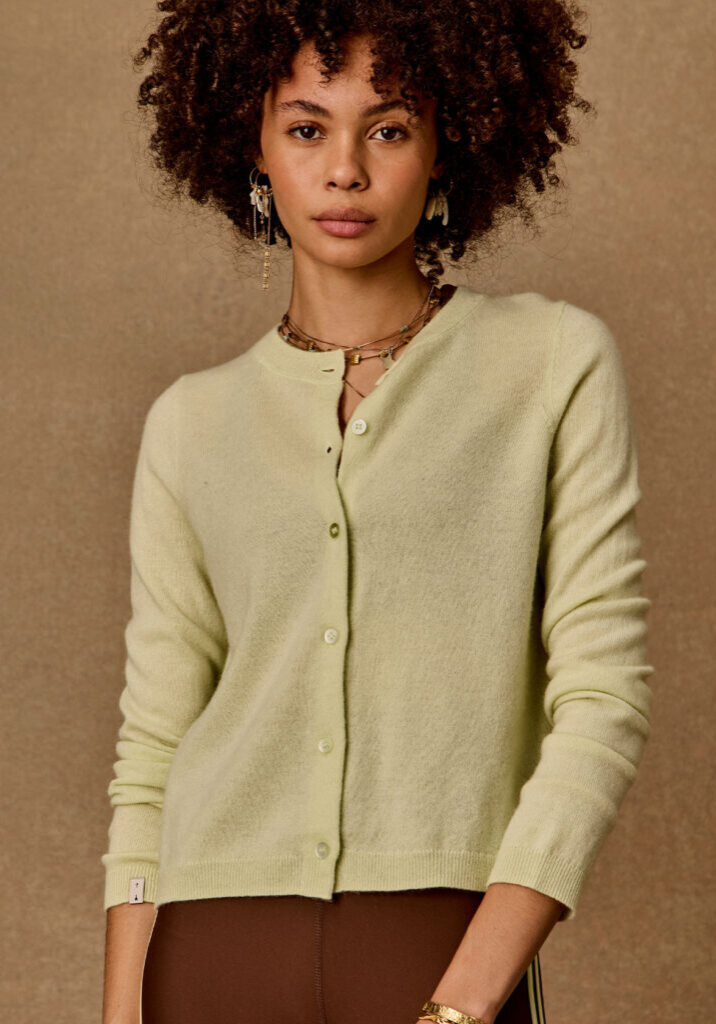 Sakina Cashmere Cardigan Matcha 2