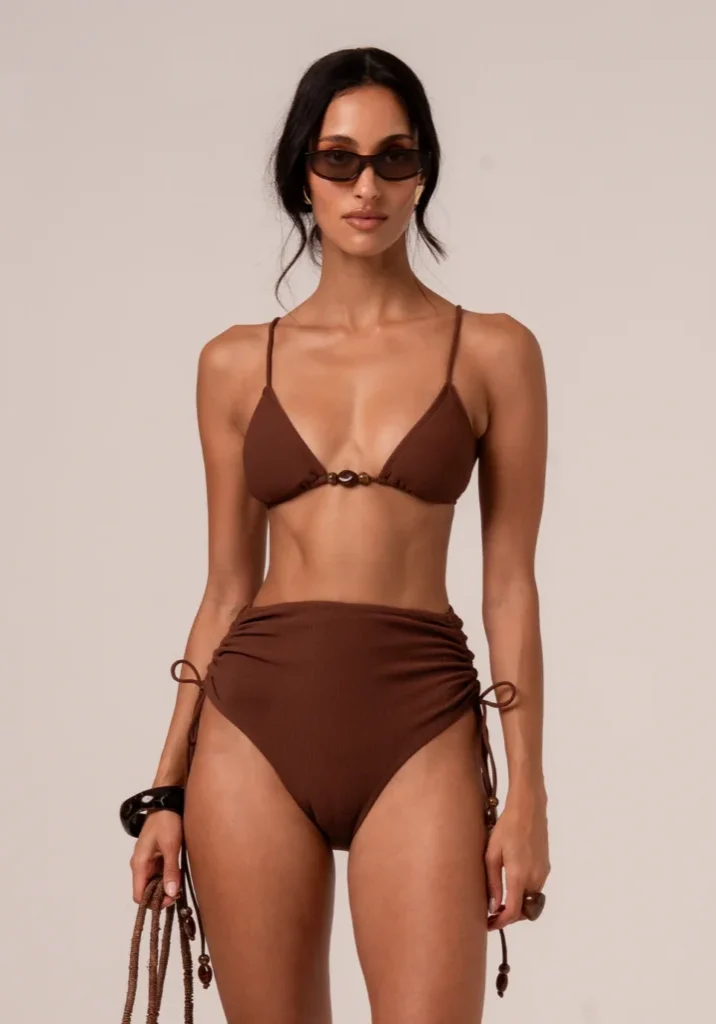 String Triangle Top Choc 1