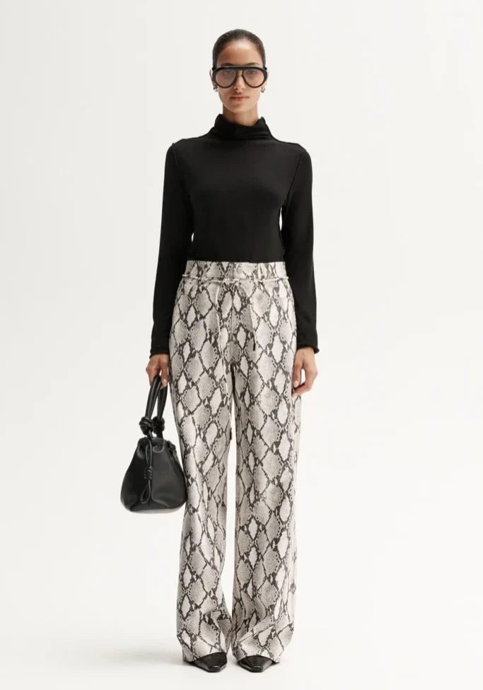 Viper Pant Snake 1
